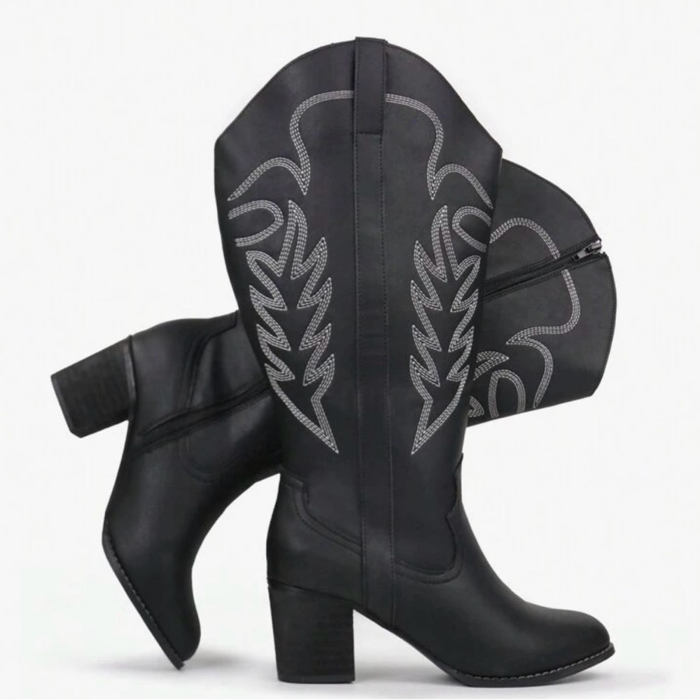 Extra Wide Black Cowboy Cowgirl Boots